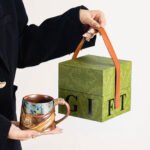 Cup Variation Brown with Gift Box